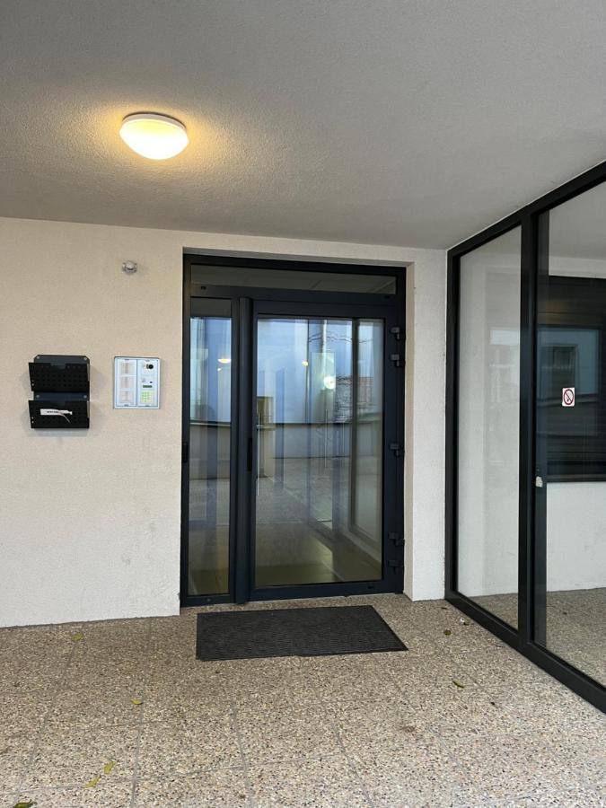 Elegant Escape Apartment II - City Centre Bratislava Exterior foto